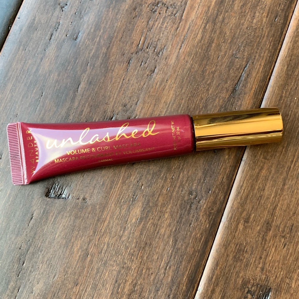 Wander Beauty Unlashed Volume and Curl Mascara